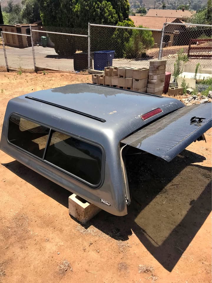 Camper Shell Snugtop — image 1