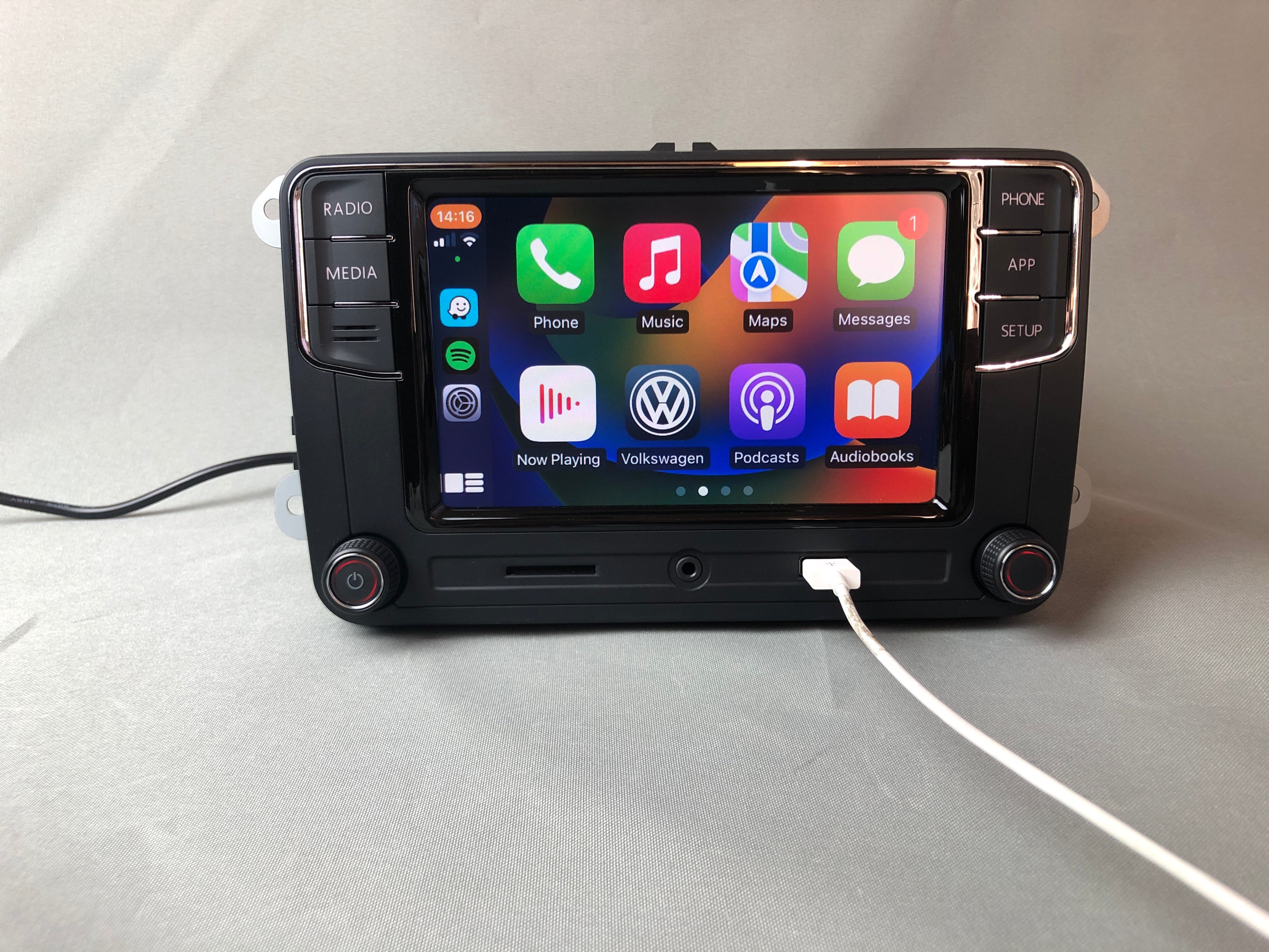 Volkswagen RCD 330 CarPlay & Android Auto Head Unit