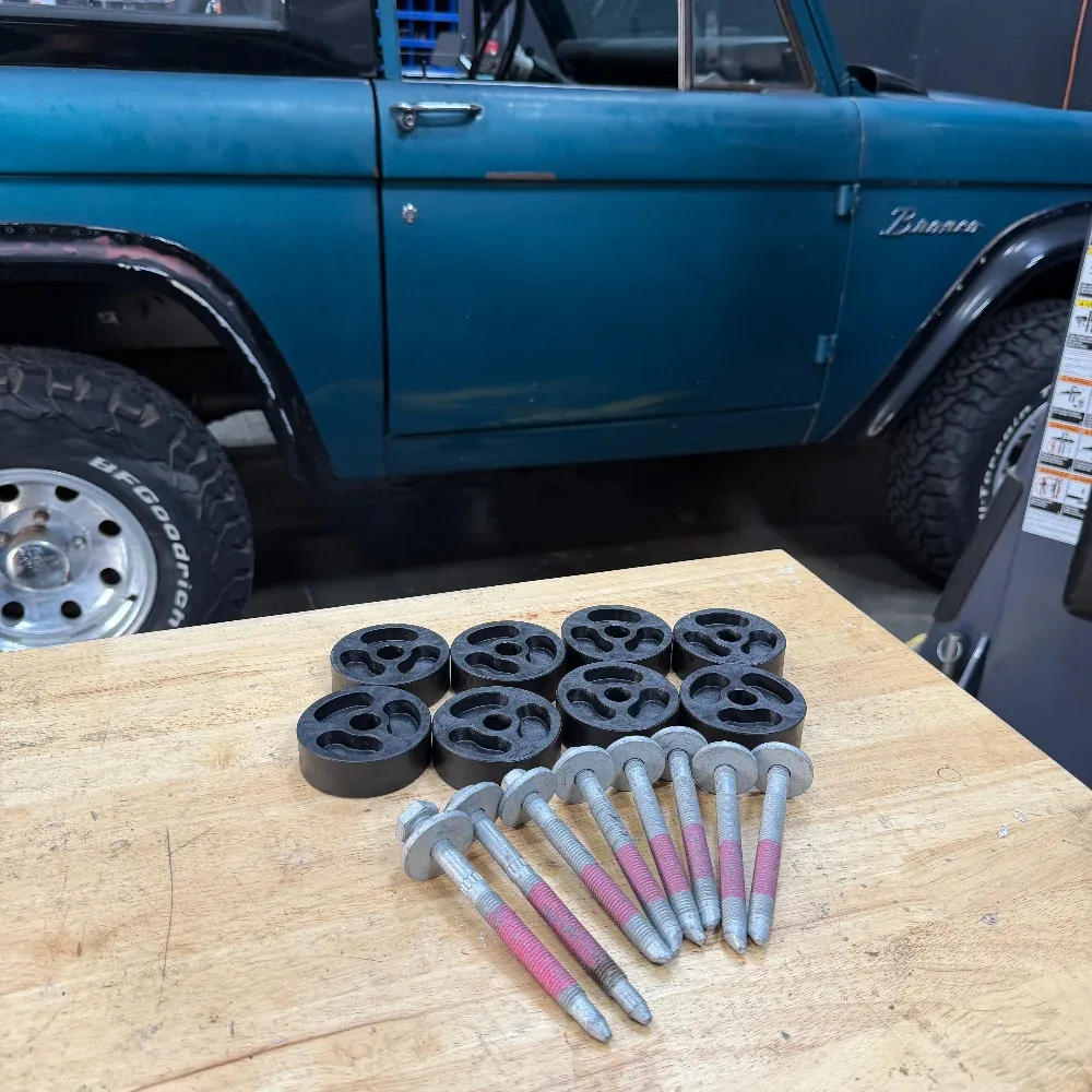 S&B 1" Body Lift Kit for 1966-1977 Ford Bronco — AM1899-00