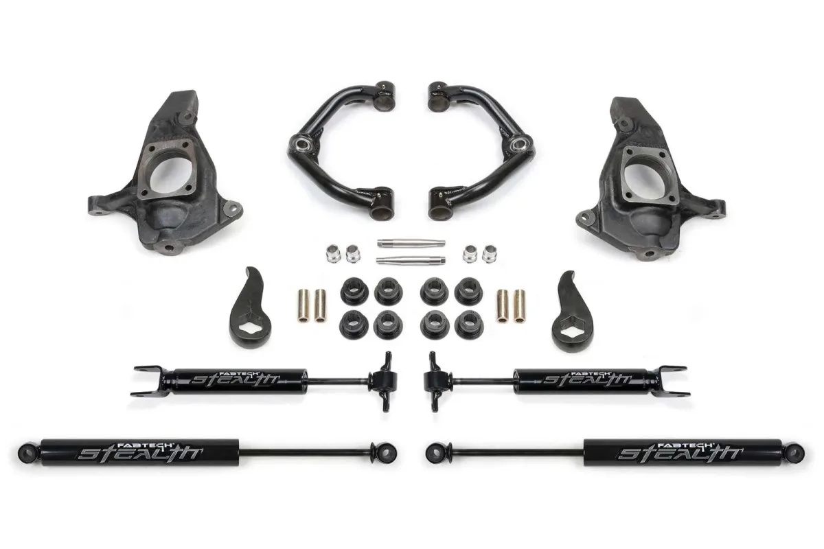Fabtech 3.5 in Uniball UCA Lift Kit w/Stealth Shocks for 2011–2019 Chevrolet Silverado 2500 HD 4WD RWD w/3.5 in lift — K1064M — image 1