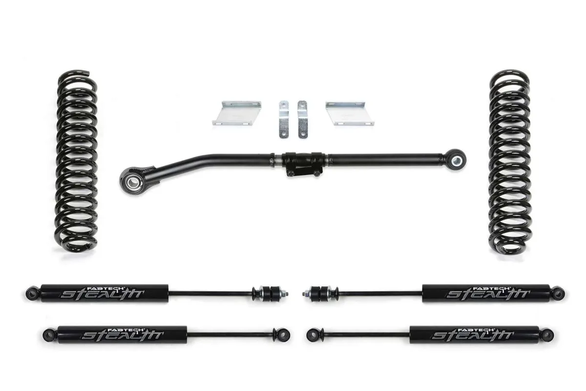 Fabtech 2.5 in Basic Lift Kit w/Stealth Shocks for 2017–2024 Ford F250 Super Duty 4WD w/2.5 in lift — K2333M